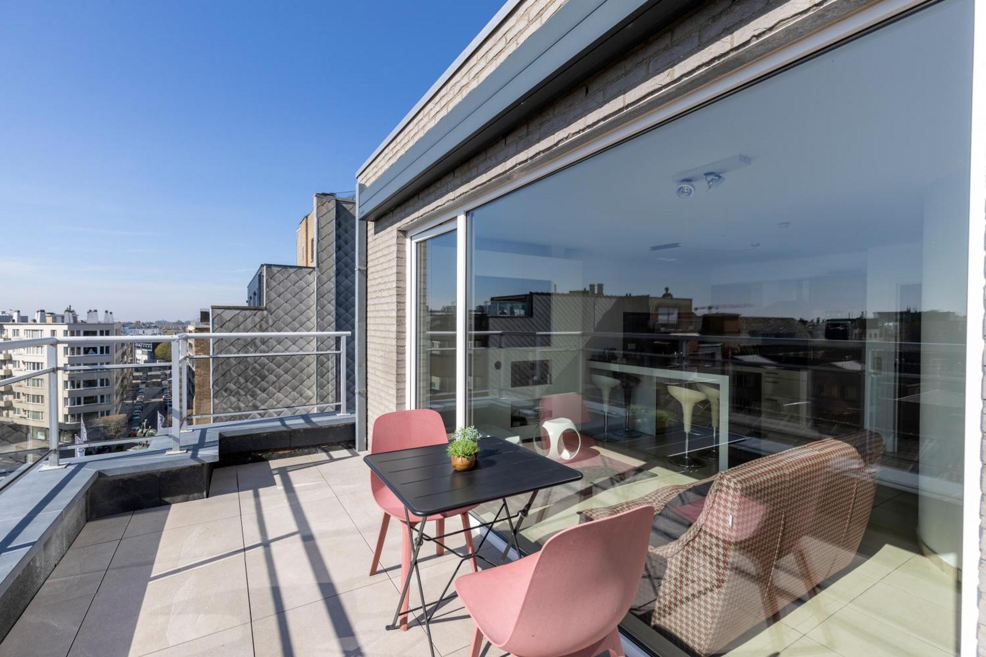 奥斯滕德Penthouse Bij Leopoldpark公寓 外观 照片
